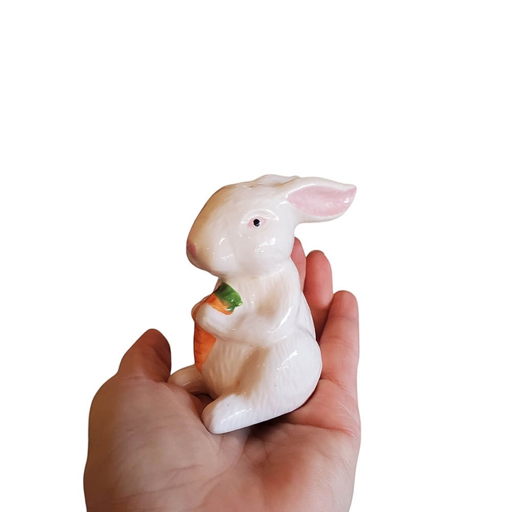 White Bunny Single Salt Or Pepper Shaker
